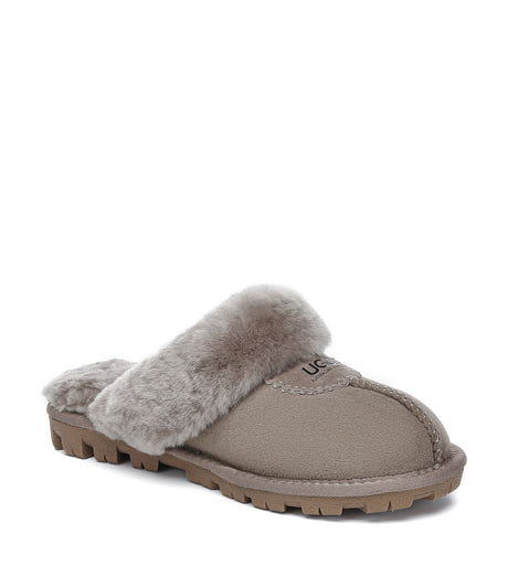 Australian Shepherd UGG Waffle Slipper - Pecan