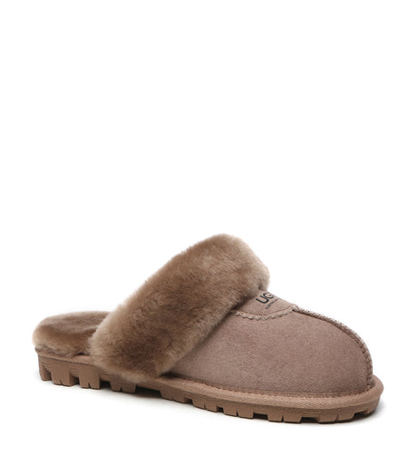 Australian Shepherd UGG Waffle Slipper - Umber